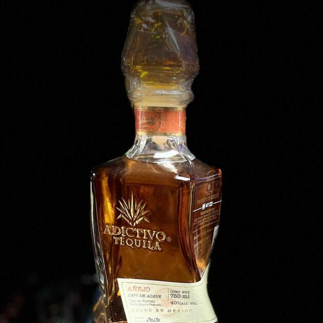 Adictivo Tequila Anejo