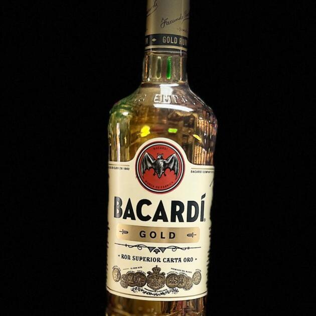 Bacardi Gold Ron Supeiror Carta Oro