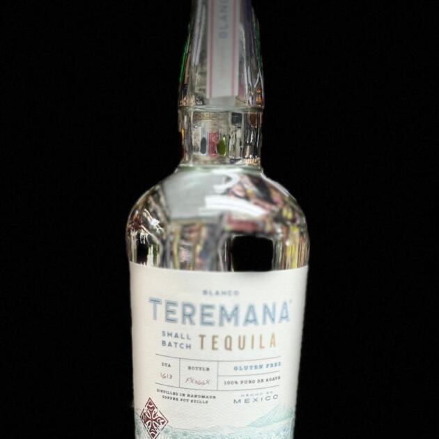 Blanco Teremana Small Batch Tequila