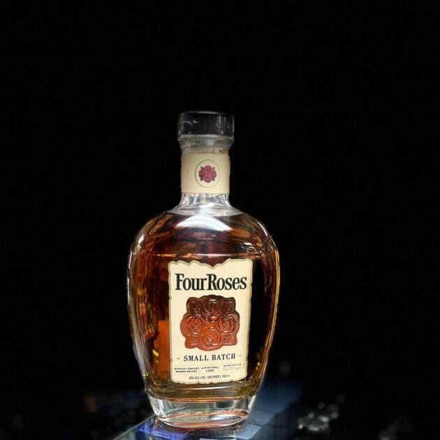 FourRoses Small Batch Kentucky Straight Bourbon Whiskey Established 1888